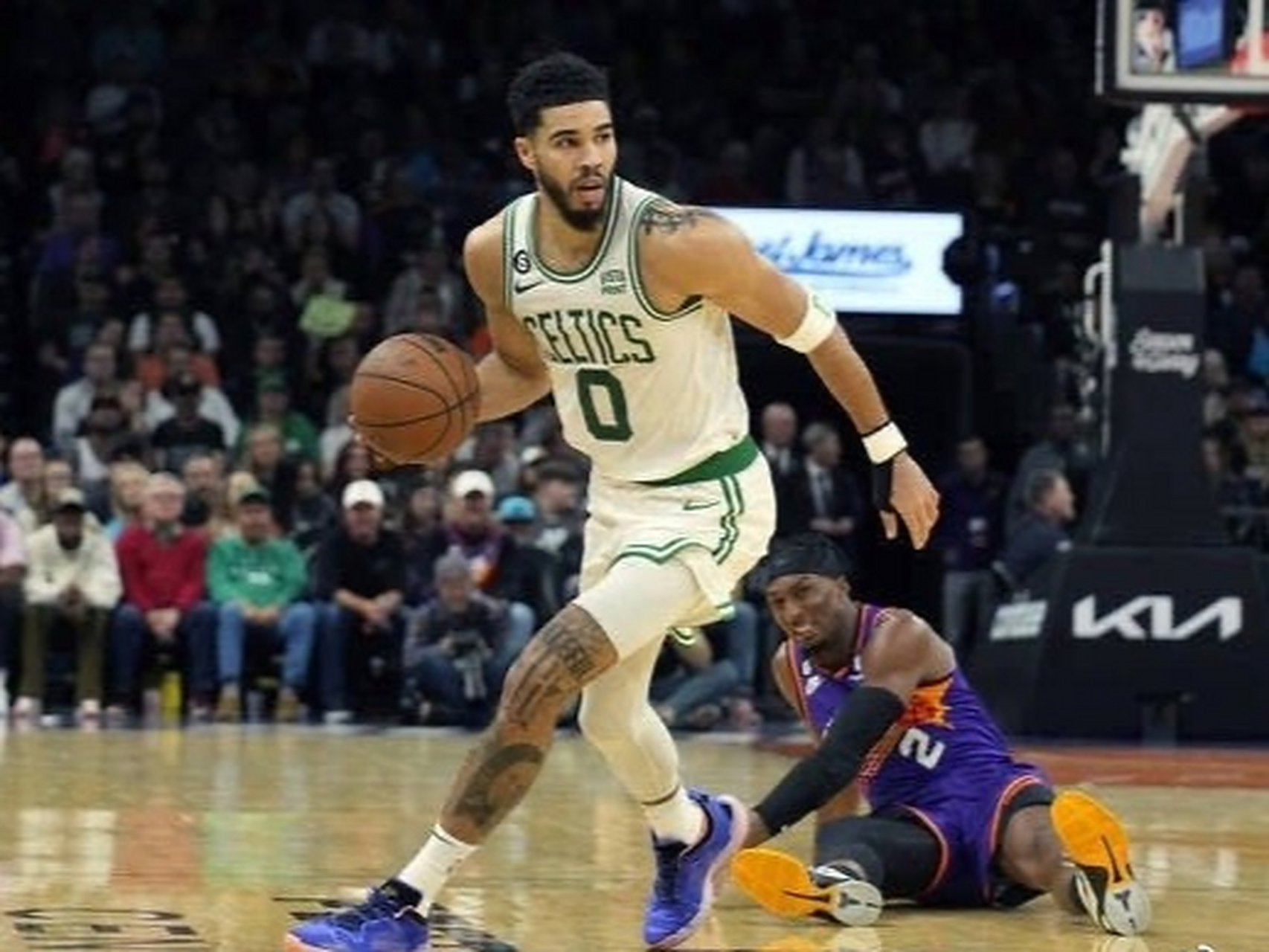 开云平台中国-关于塔图姆击败老对手马龙，晋级之路一路高歌！的信息