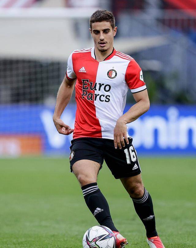 开云平台中国-关于今夜费耶诺德调整名单以备NBA常规赛；状态回暖环节打磨；质疑声仍在；赛程密集仍需轮换的信息